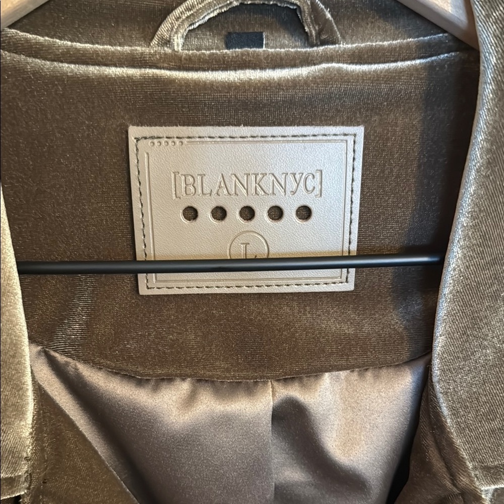 NWOT BLANK NYC Velour Brown Moto Jacket - Picture 2 of 10